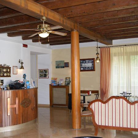 Hotel Johnson Peschiera del Garda Ngoại thất bức ảnh
