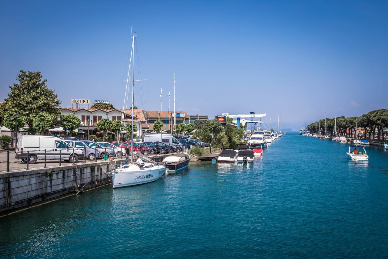 Hotel Johnson Peschiera del Garda Ngoại thất bức ảnh