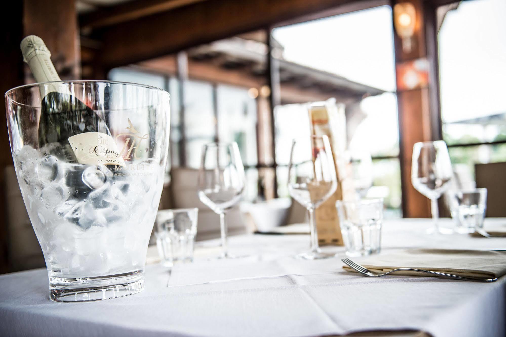 Hotel Johnson Peschiera del Garda Ngoại thất bức ảnh